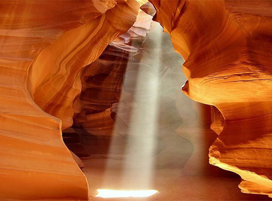 light beam falling inside Antelope Canyon